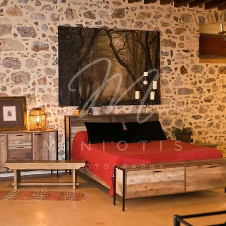 Loft Apartment *